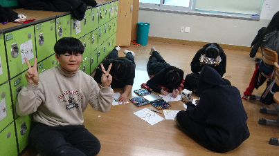 25. 12. 23. 3학년 트리 형상화 만들기