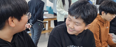 교육복지실&nbsp;이벤트&nbsp;'벚꽃&nbsp;꽃잎&nbsp;떼기&nbsp;챌린지"